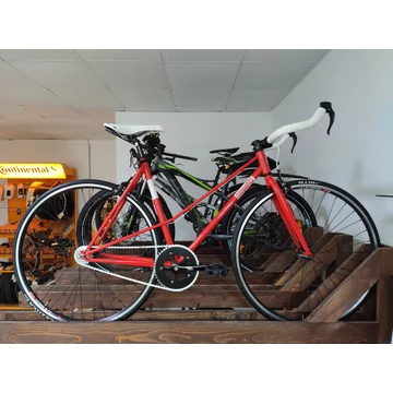 Csepel Royal 3 Lady SS / FIXI városi kerékpár – MÓZES MŰHELYE egyedi építés, prémium alkatrészekkel! Csepel Royal 3 Lady SS / FIXI városi kerékpár – MÓZES MŰHELYE egyedi építés, prémium alkatrészekkel!