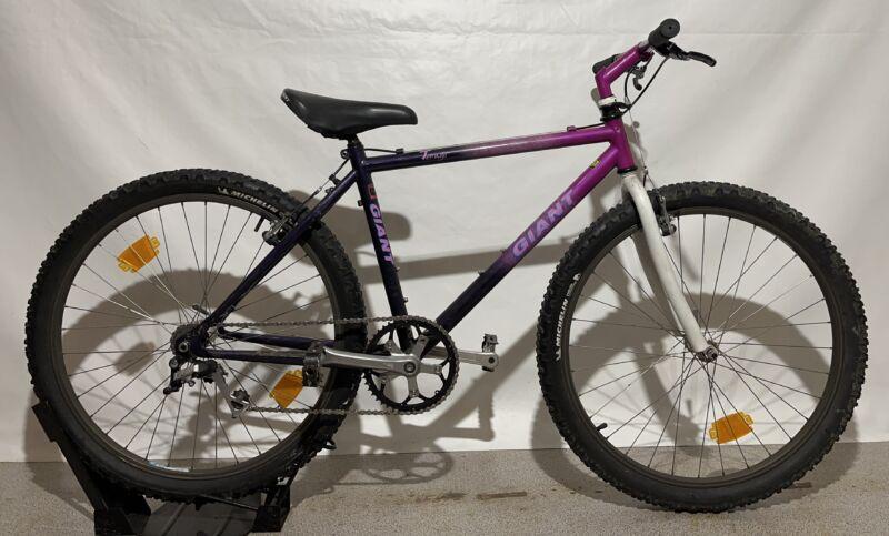 Giant SS Monti